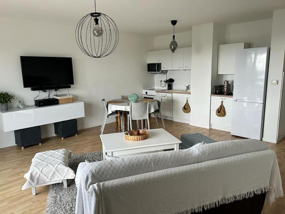 Appart A 5Min A Pied De La Plage - Avec Parking Boulogne-sur-Mer Luaran gambar
