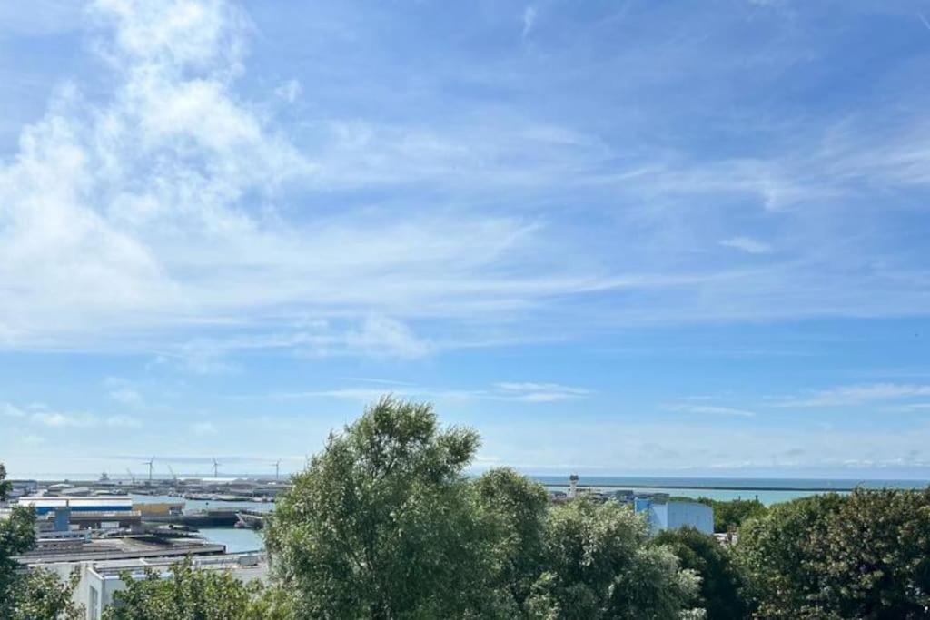 Appart A 5Min A Pied De La Plage - Avec Parking Boulogne-sur-Mer Luaran gambar